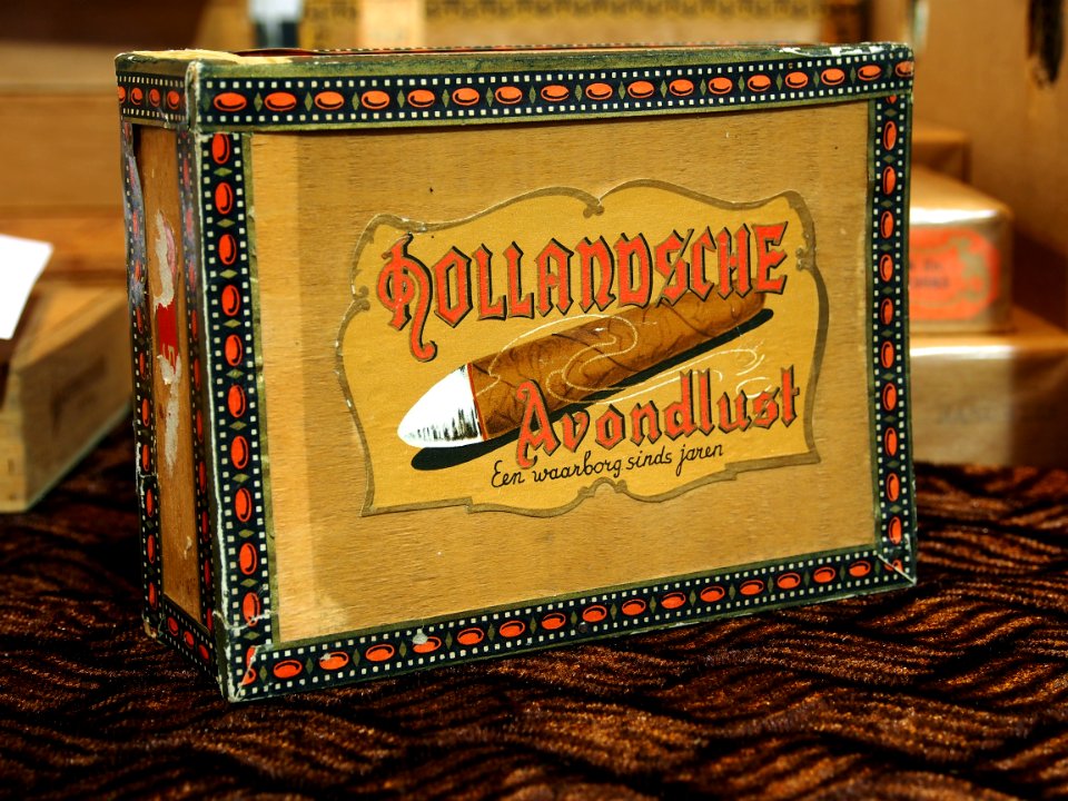 Hollandsche Avondlust sigaren doos