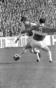 Holland Sport-Ajax 0-3 nr. 2 Cruijff i.a. nr. 3 Nunninga i.a. nr. 4 Keizer, Bestanddeelnr 921-7586
