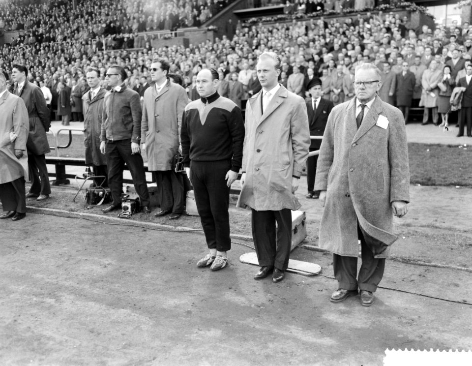 Holland tegen Belgie 2-2 in het Olympisch stadion te Amsterdam, Elek Schwartz ti, Bestanddeelnr 910-3098