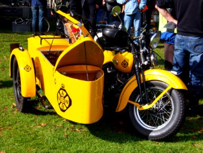 Hollandia's ANWB zijspan with Harley Davidson Liberator 750 CC pic1