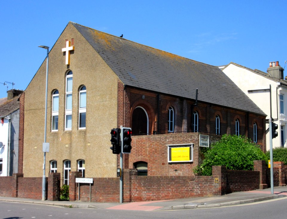 Hollington Methodist Church, Battle Road, Hollington, Hastings (June 2015) (7)