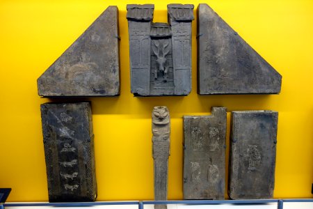 Hollow-brick tomb tiles, view 01, China, Luoyang, Henan Province, Eastern Han Dynasty, 25-220 AD, earthenware - Royal Ontario Museum - DSC03554