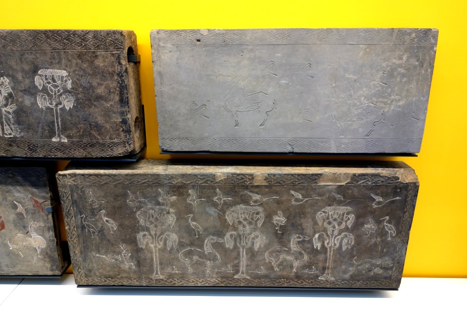 Hollow-brick tomb tiles, view 04, China, Luoyang, Henan Province, Eastern Han Dynasty, 25-220 AD, earthenware - Royal Ontario Museum - DSC03560