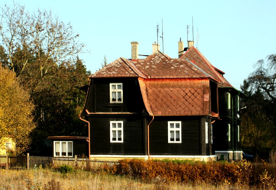 Holzhaus in Franzensbad im Herbst