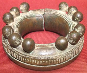 Hollow anklet with rattle pellets, Dongson, 5th-6th century CE, bronze, Honolulu Museum of Art
