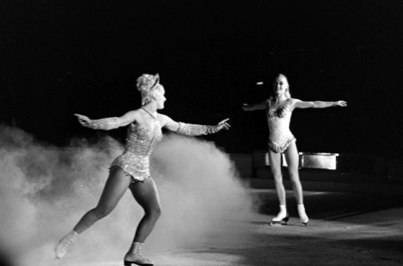 Holiday on Ice met Sjoukje Dijkstra in Amsterdam broer en zuster Romanova (12 + , Bestanddeelnr 920-8405