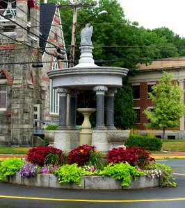 Holt Memorial Fountain - Stafford Springs, Connecticut - DSC04226
