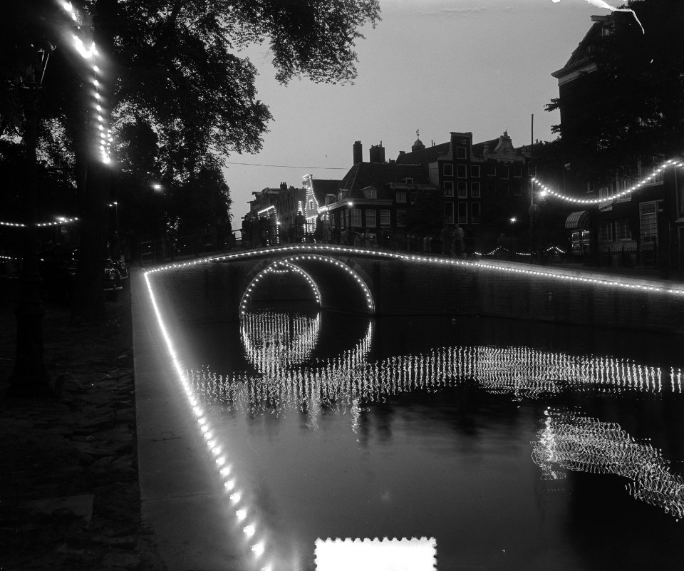 Holland Festival verlichting Amsterdam grachten, Bestanddeelnr 905-7833