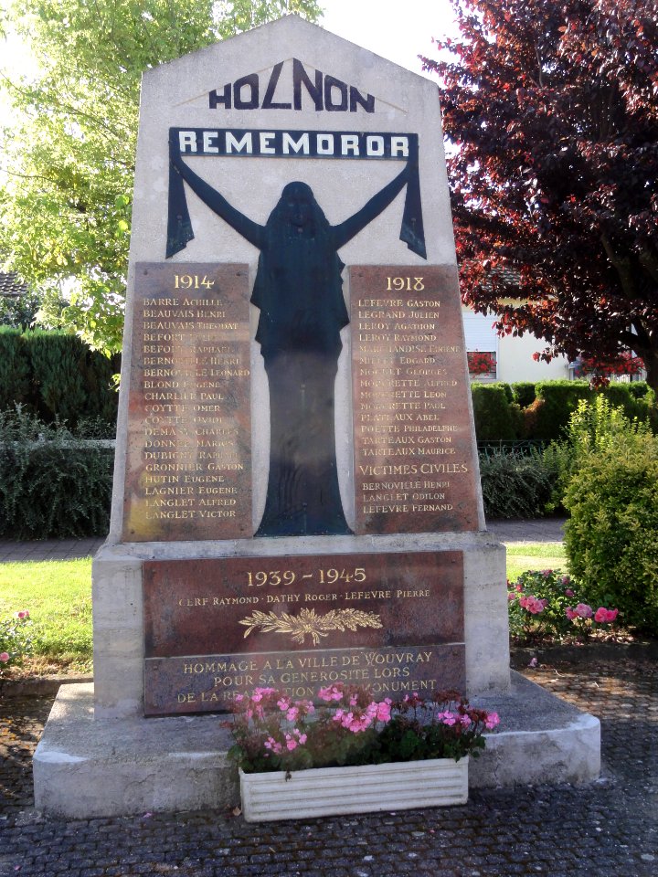 Holnon (Aisne) monument aux morts 1914-18, 1939-45