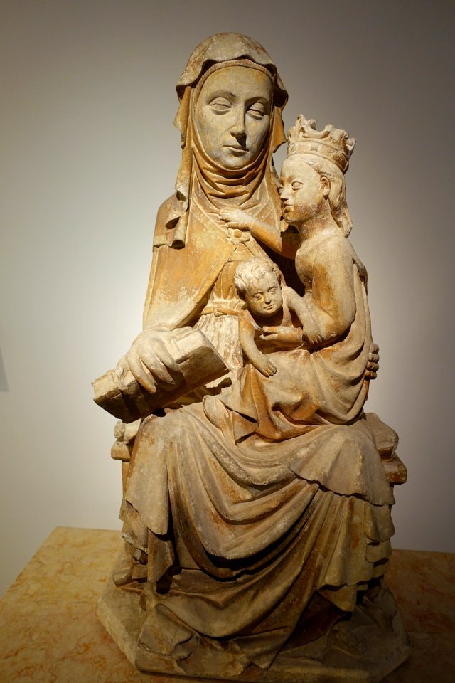 Holy Mothers, from the Convento de Santa Ana, 1500-1525 - Museu Nacional de Machado de Castro - Coimbra, Portugal -DSC09920