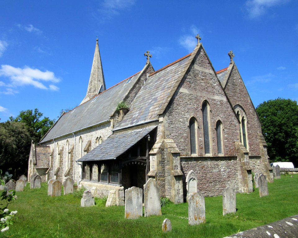 Holy Trinity Church, Church Road, Bembridge (May 2016) (3)