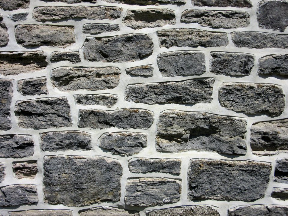 Holy Trinity Church, Church Road, Bembridge (May 2016) (Stonework)
