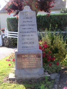 Holnon (Aisne) monument aux morts 1870-71