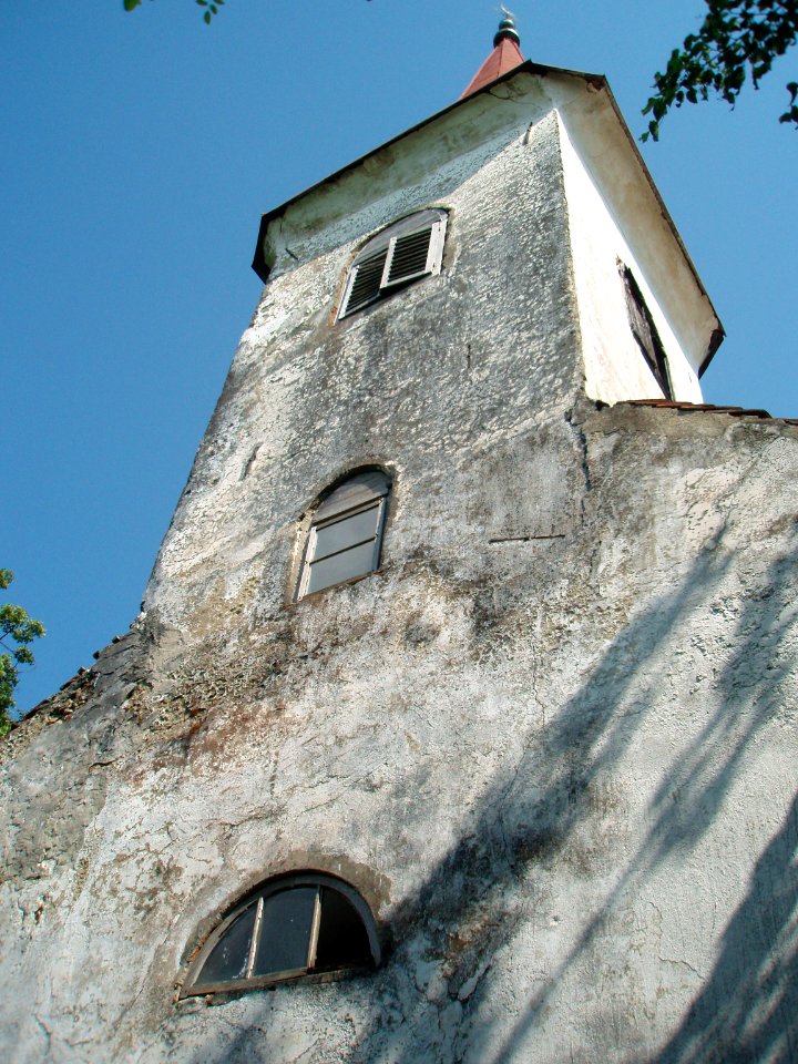 Holy Spirit Church (Dramlja) 12