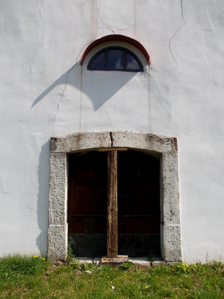Holy Spirit Church (Dramlja) 19