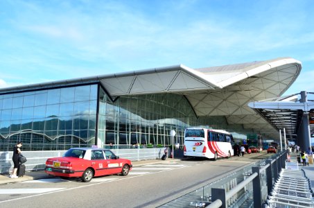 HongKongInternationalAirportTerminal1Exterior