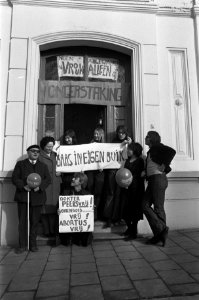 Hongerstaking in Gent (Belgie) i.v.m. arrestatie dr. Pee die abortussen heeft ge, Bestanddeelnr 926-1704