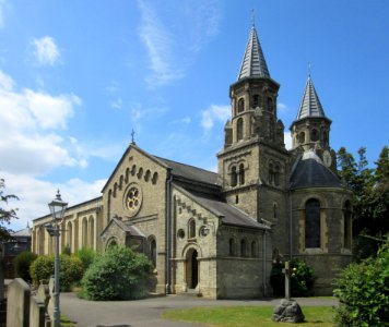 Holy Trinity Church, Church Road, Claygate (NHLE Code 1377413) (June 2015) (6)
