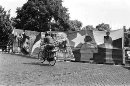 Hongerstaking als protest tegen bewind in Chili in de kerk de Duif in Amsterda, Bestanddeelnr 929-7572