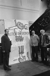 Hongerstaking voor Nicaragua in Mozes en Aaronkerk v.l.n.r. de hongerstakers He, Bestanddeelnr 933-3822