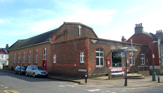Holy Cross Church, Tamworth Road–Rutland Road, Poets' Corner, Hove (March 2020) (5)