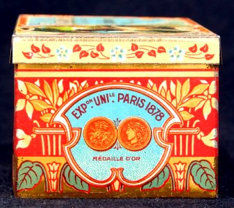 Home Soap tin, Savon des Familles, Gellé Frères, 6 Avenue de lOpera, Paris, photo5