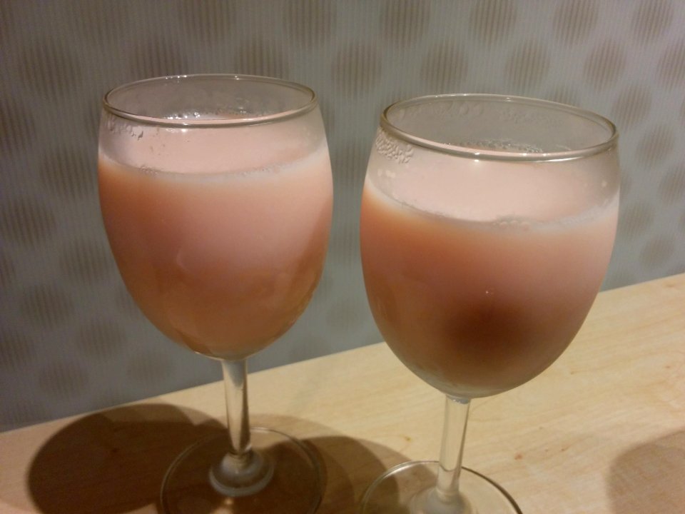 Home-made jelly of Pseudocydonia sinensis (Chinese quince)