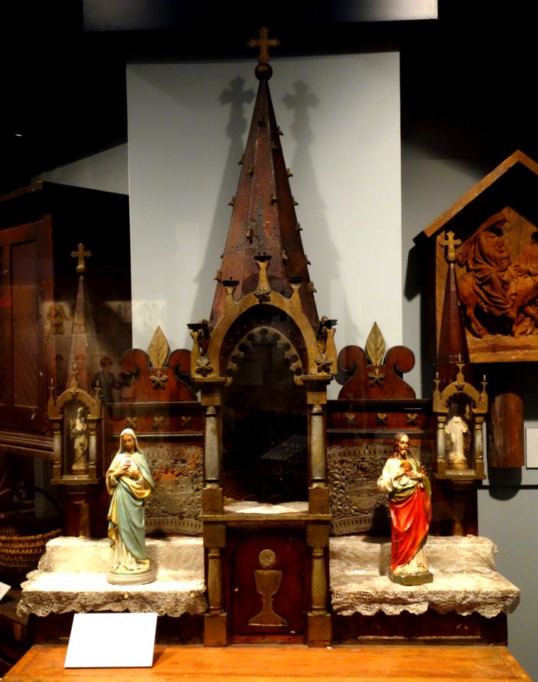 Home altar in Slovakian style, c. 1910 - Wisconsin Historical Museum - DSC03325