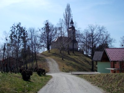 Holy Cross Church (Dednja Vas) 02