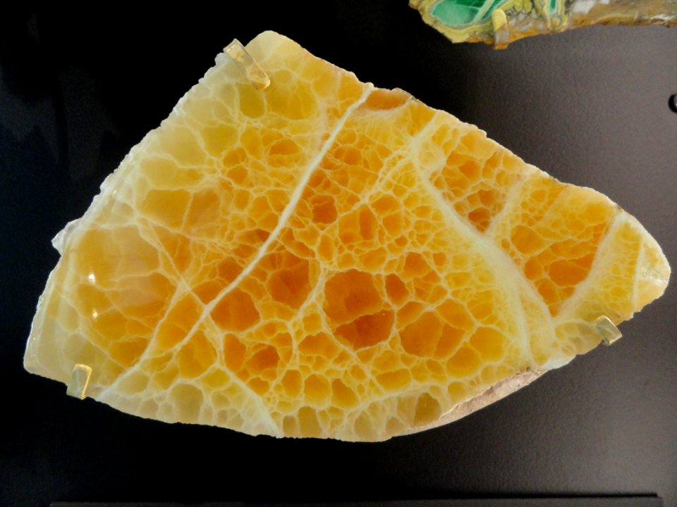 Honeycomb calcite, Hanna, Utah - Natural History Museum of Utah - DSC07455