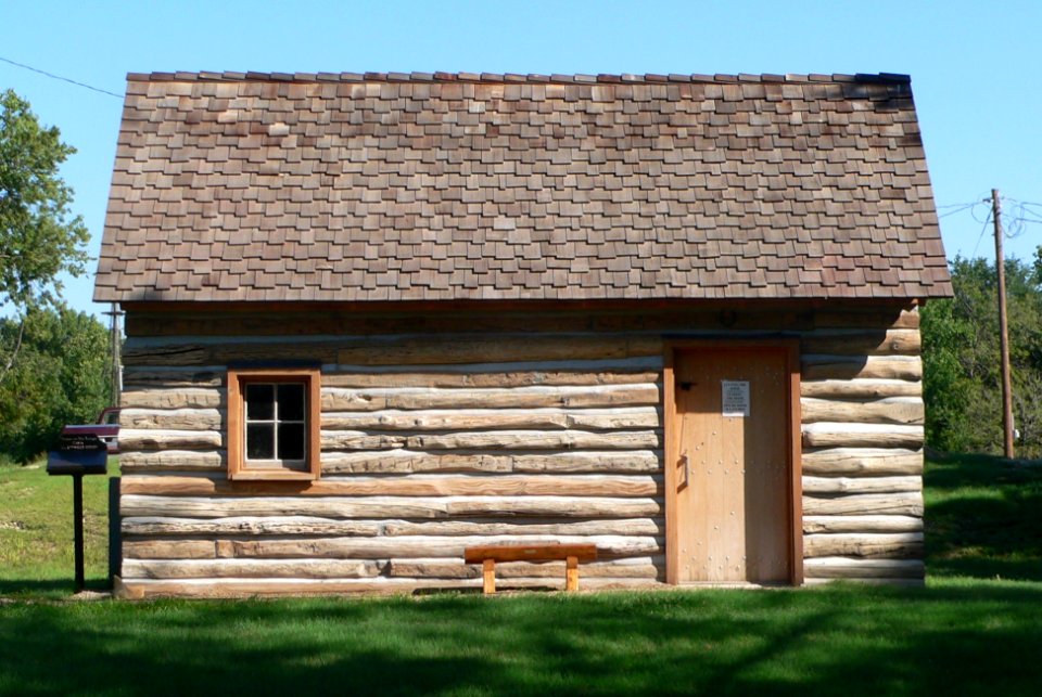 Home on the Range cabin from S 1