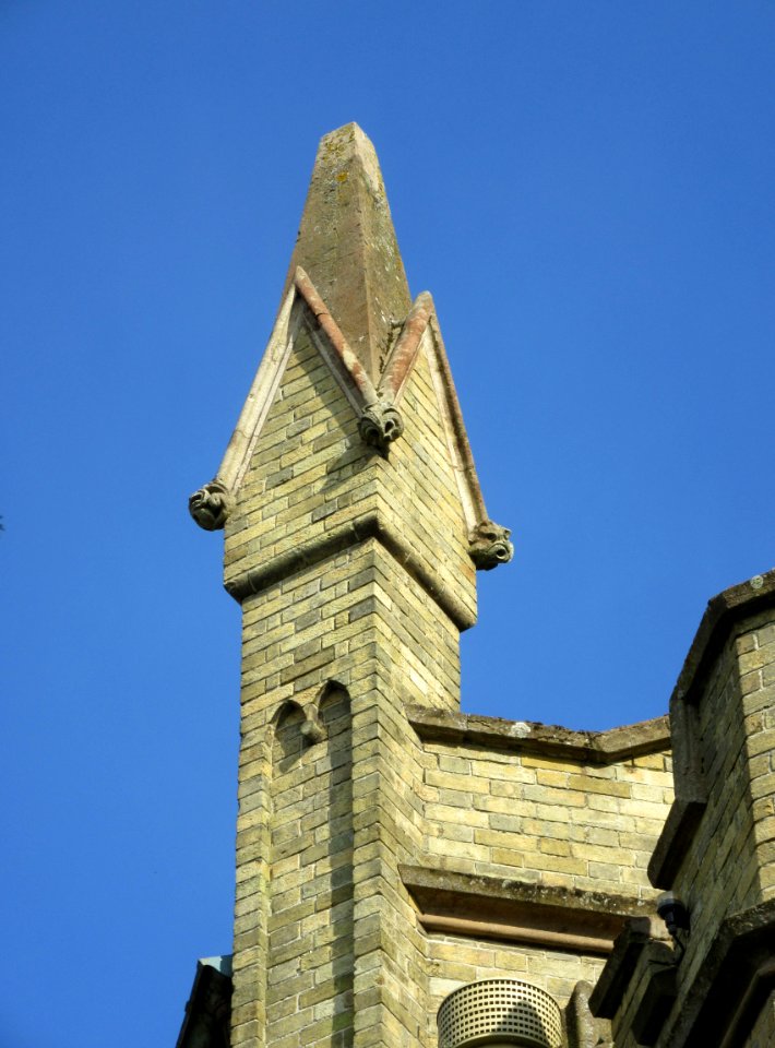 Holy Trinity Church, Trinity Church Lane, Cowes, Isle of Wight (May 2016) (6)