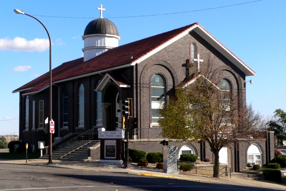 Holy Trinity Greek Orthodox Sioux City from NW 1