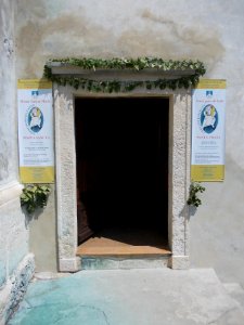 Holy doors, Holy Name of Mary church, Zagaj 01
