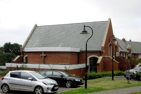 Holy Cross Chapel, Holy Cross Convent, Cross-in-Hand (September 2016) (1)
