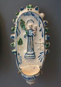 Holy water stoup with St Anthony and Christ Child, Teruel, Spain, 1840 AD, ceramic - Museo Nacional de Artes Decorativas - Madrid, Spain - DSC08228