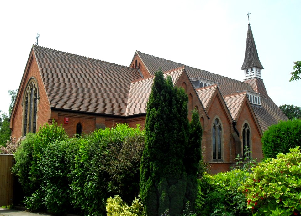 Holy Trinity Church, Rushams Road, Horsham