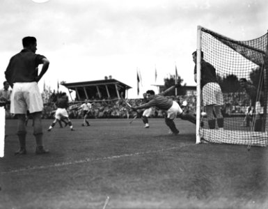 Hockeytoernooi Amstelveen. Frankrijk tegen Belgie 1-2, Bestanddeelnr 903-0562