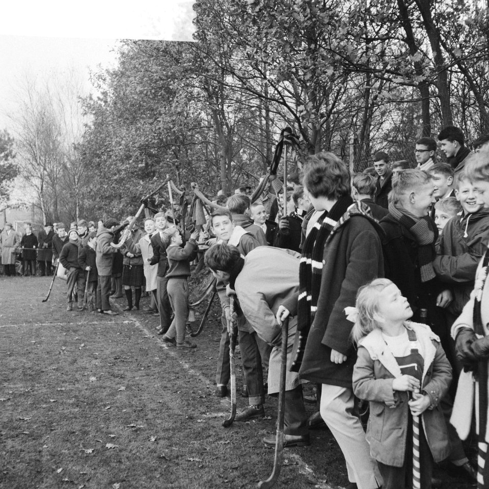 Hockey SCHC tegen Amsterdam 1-1, Bestanddeelnr 913-2260