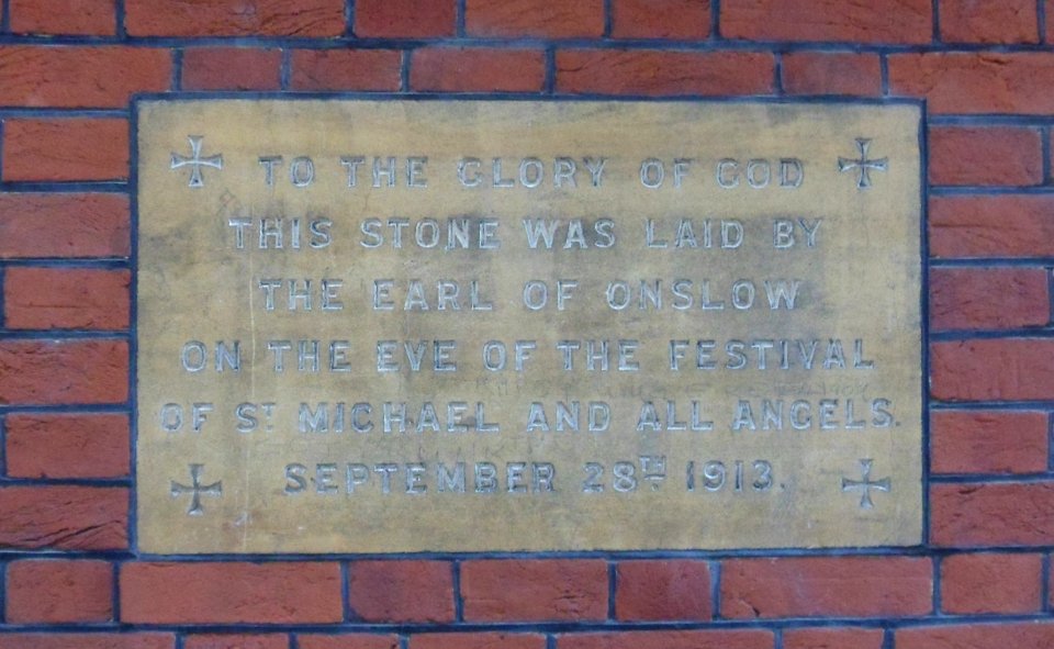 Holy Trinity Church, High Street, Guildford (May 2014) (1913 Datestone)
