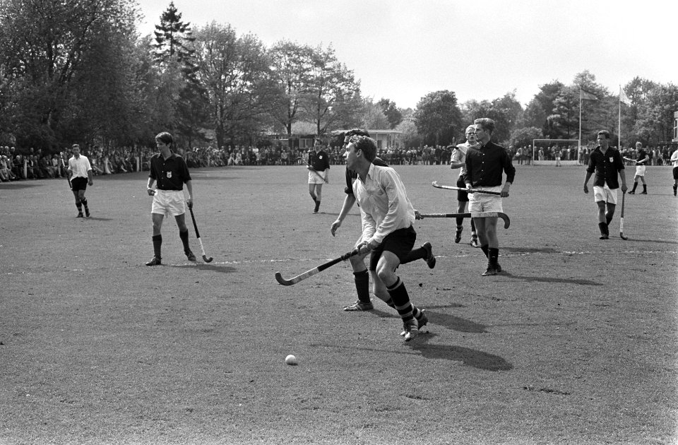 Hockey kampioenschap Laren tegen Hattem 3-0 elftal Laren, Bestanddeelnr 922-4186