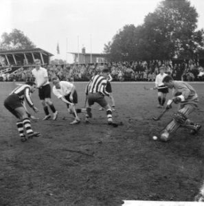 Hockey Amsterdam tegen HDM in Amstelveen, Bestanddeelnr 913-1130