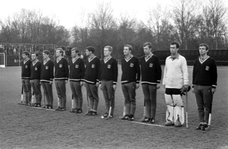 Hockey Nederland tegen Zuid Afrika te Amstelveen elftal, Bestanddeelnr 922-3182
