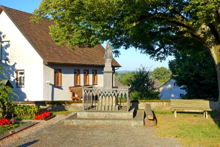 Hochsal Kirche St Pelagius Kriegerdenkmal