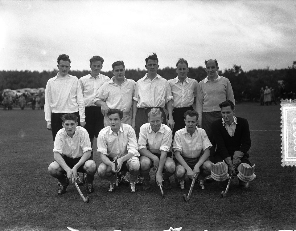 Hockeywedstrijd Nederlands elftal tegen Oost Hilversum, Bestanddeelnr 906-8015