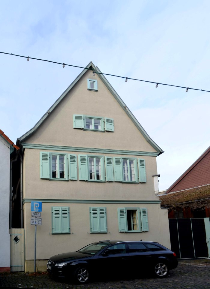 Hochheim am Main, Rathausstraße 9