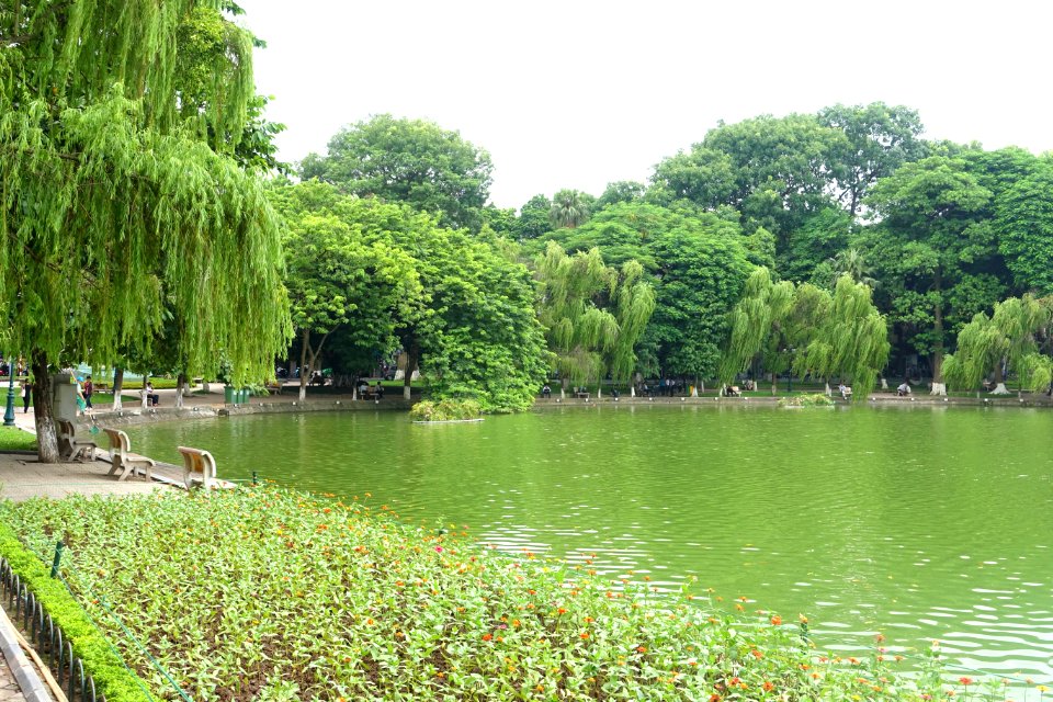 Hoan Kiem Lake - Hanoi, Vietnam - DSC03695
