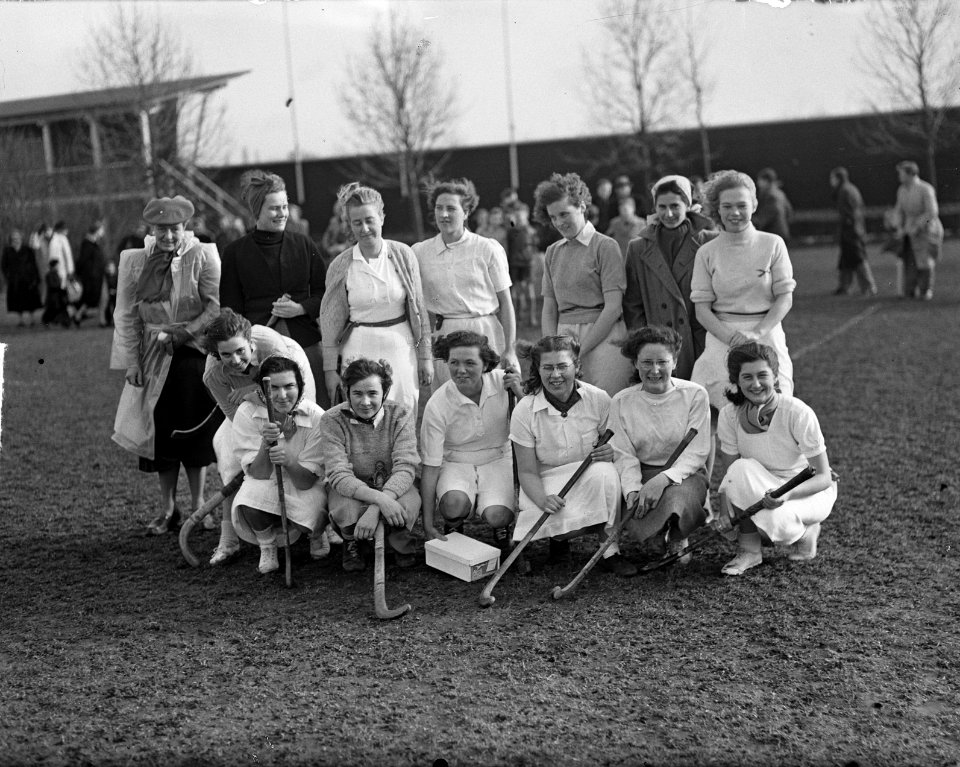 Hockey dameselftal, Bestanddeelnr 903-2683