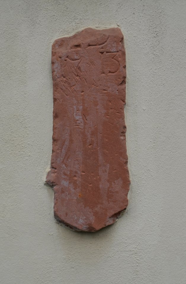 Hochheim am Main, Neudorfgasse 22, Stein