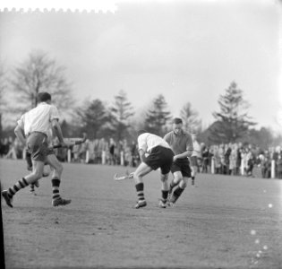 Hockey Laren tegen Amsterdam 0-0, Bestanddeelnr 913-5122